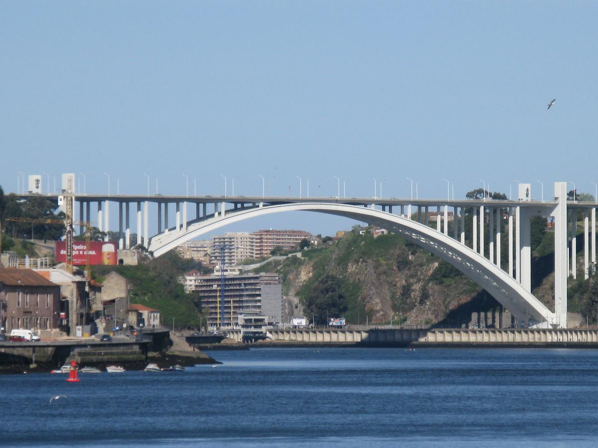 Porto, Ponte de Arrabida 