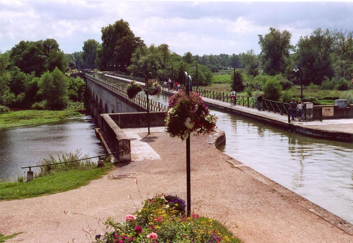 Canal Bridge at Digoin 