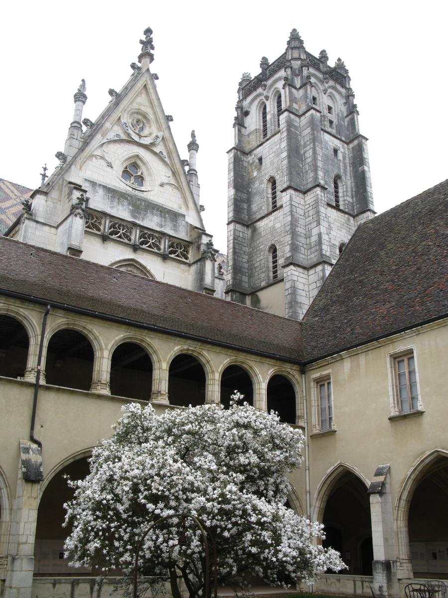 Kloster Brou 
