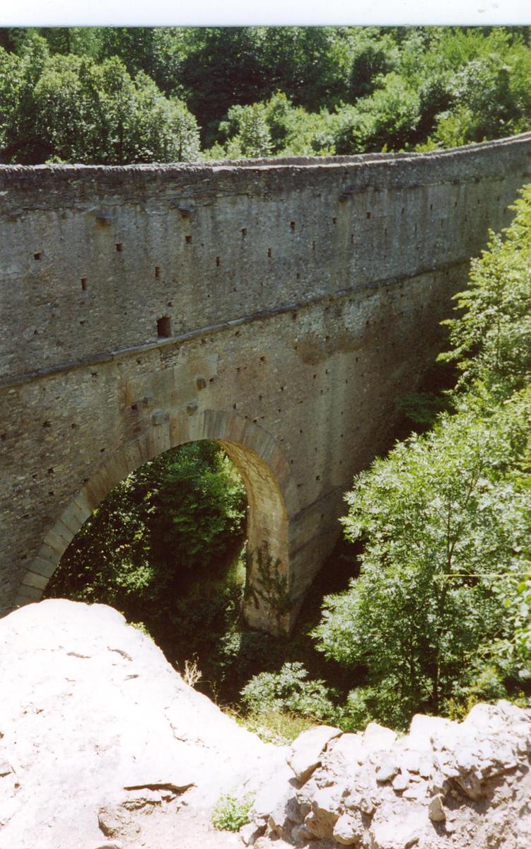 Pondel, römisches Brücken-Aquädukt 