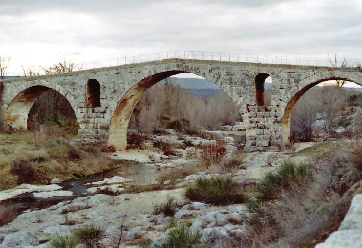 Pont Julien, 1. Jh. (bei Apt, Provence) 