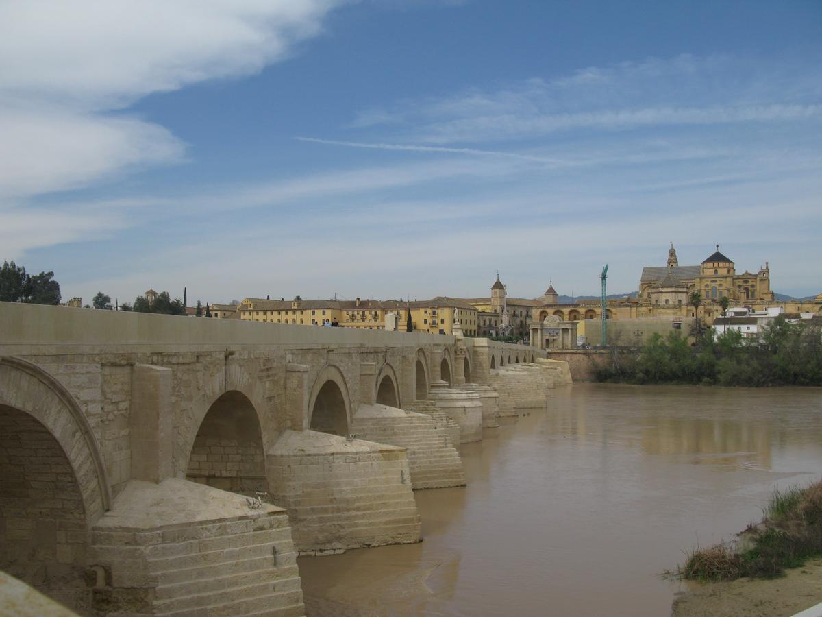 Córdoba, Andalusienrömische Brücke 