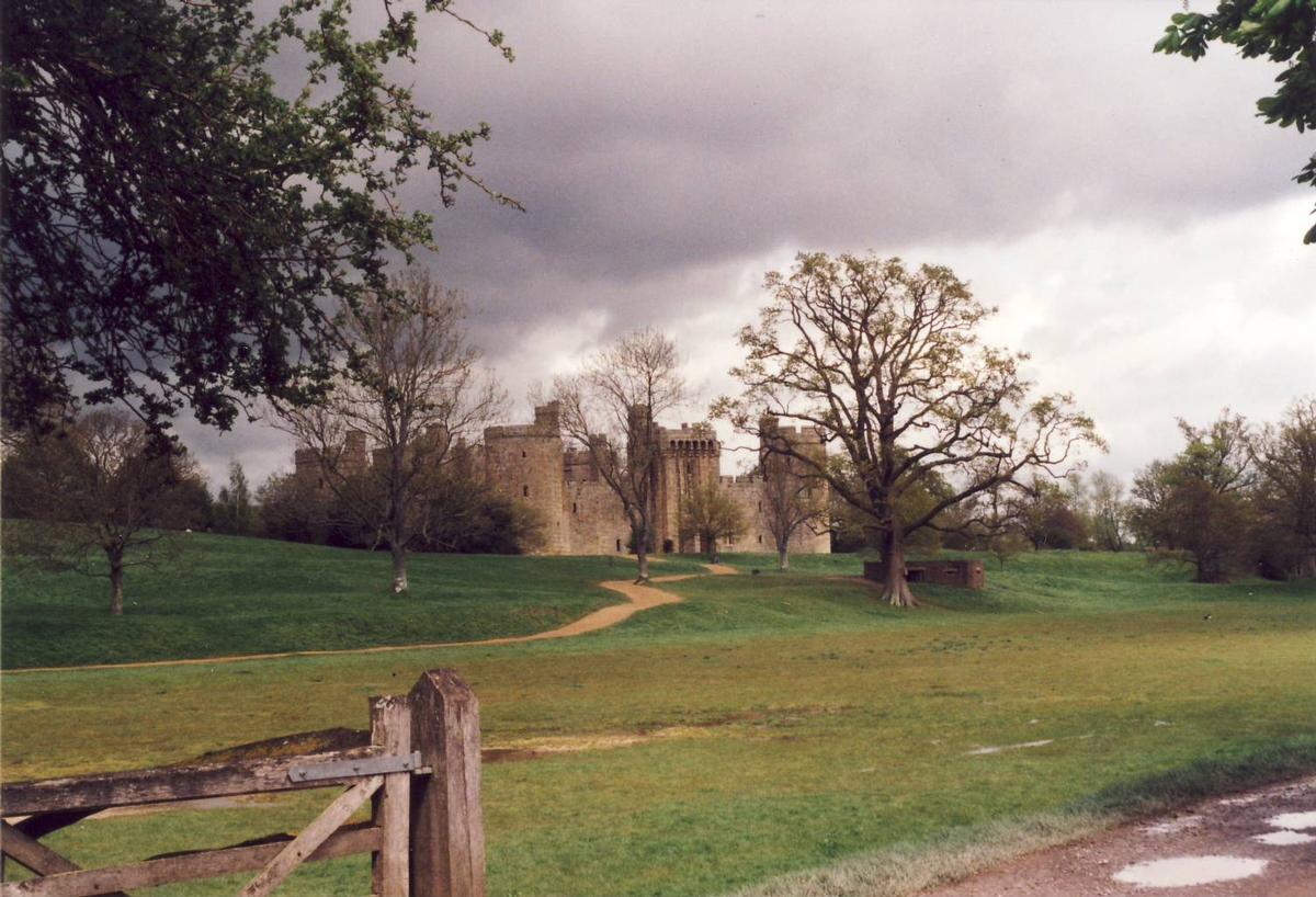 Bodiam Castle 