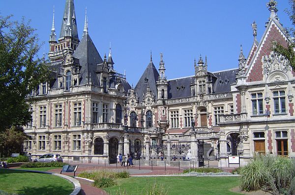 Palais Bénédictine (Fécamp, 1900) | Structurae