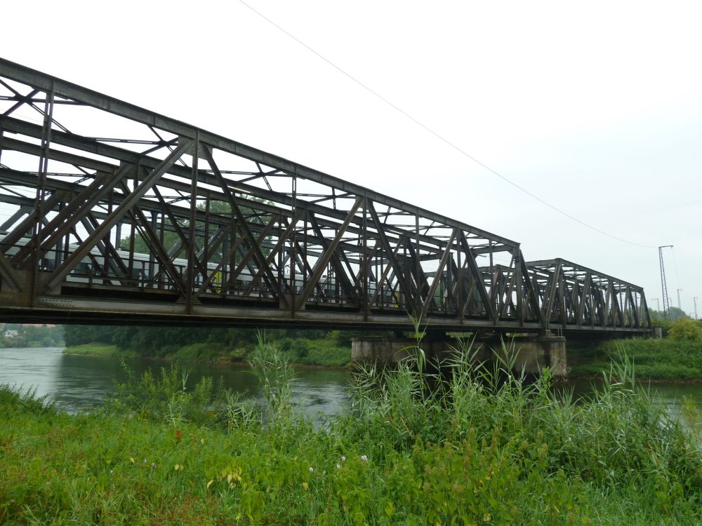 Eisenbahnbrücke über die Donau in Donauwörth 