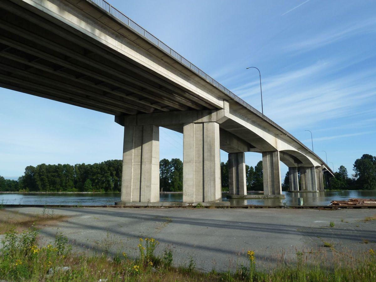 Knight Street Bridge über den Fraser-Nordarm zwischen Vancouver und Richmond 