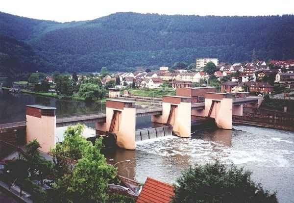 Schleuse und Schleusenbrücke Hirschhorn 