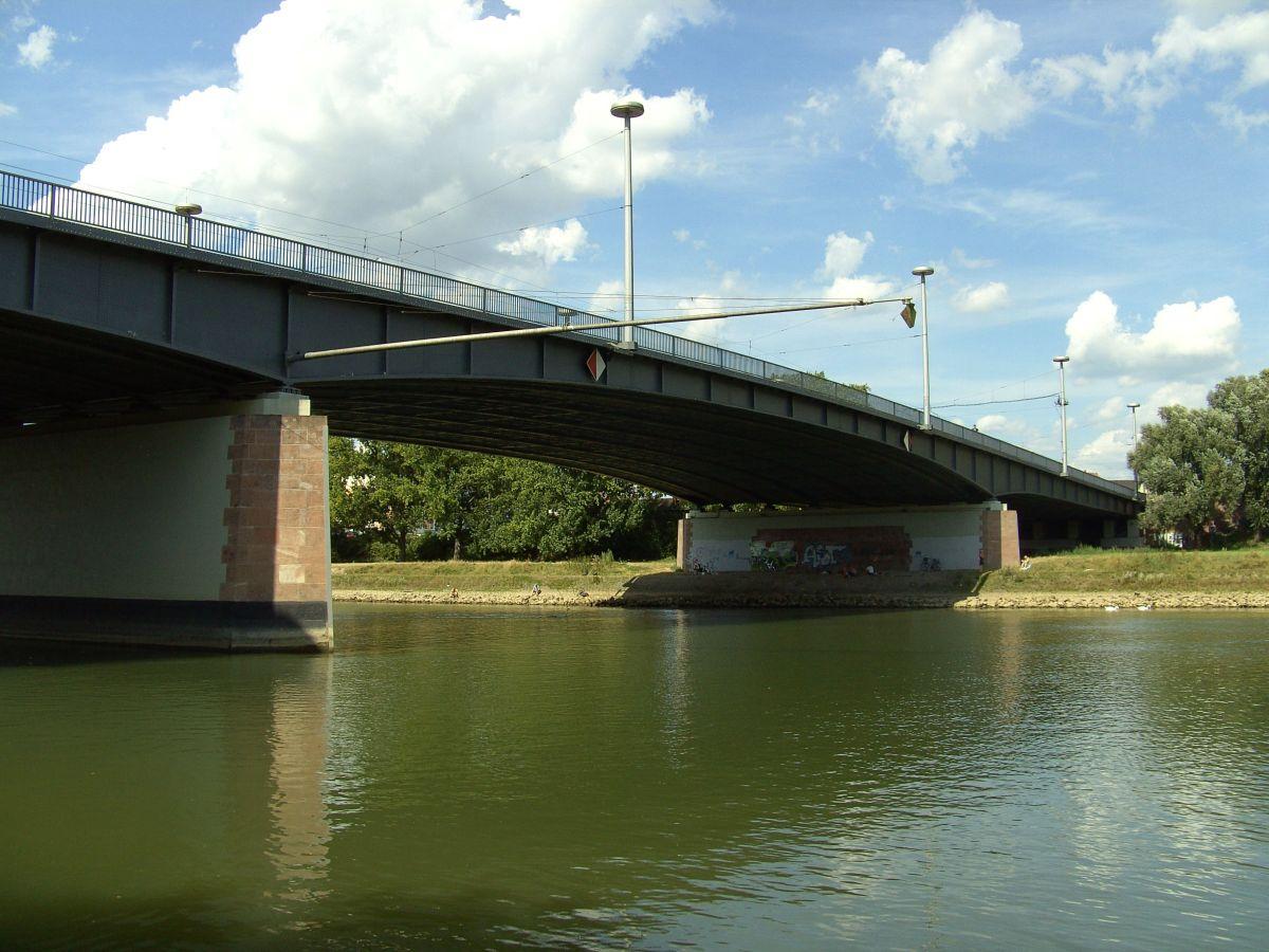 Kurpfalzbrücke 
