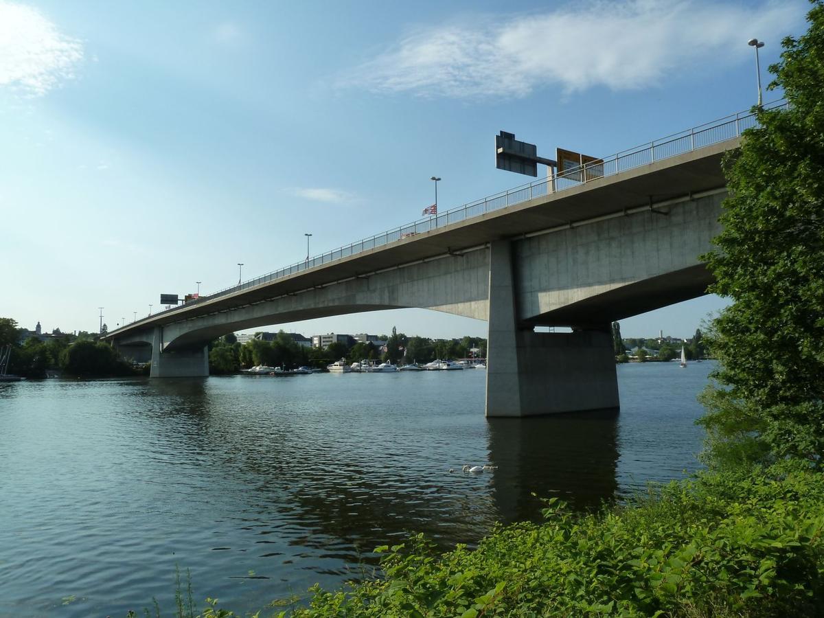 Kurt Schumacher Bridge 