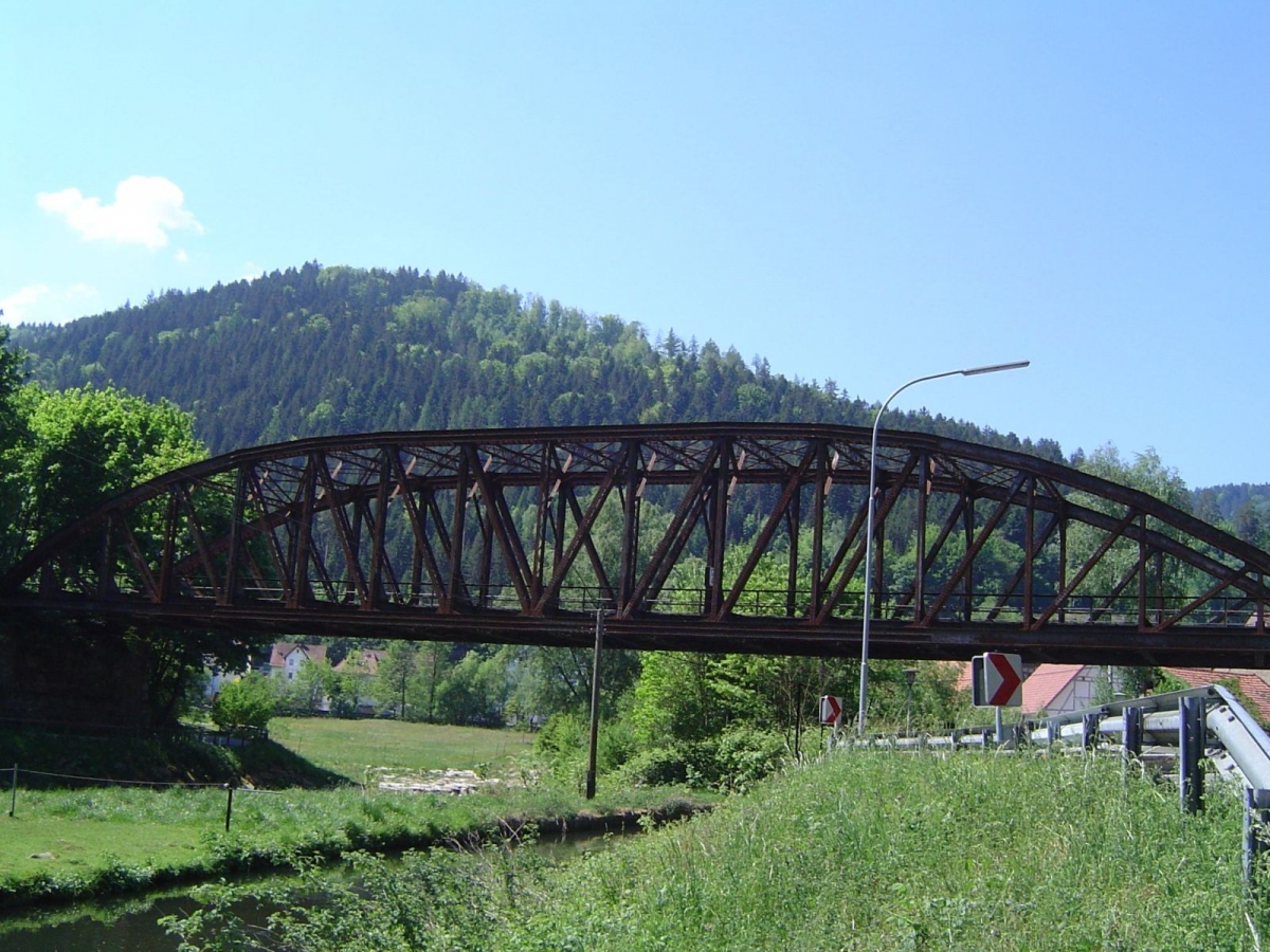 Nagoldbrücke der Bahn in Unterreichenbach 