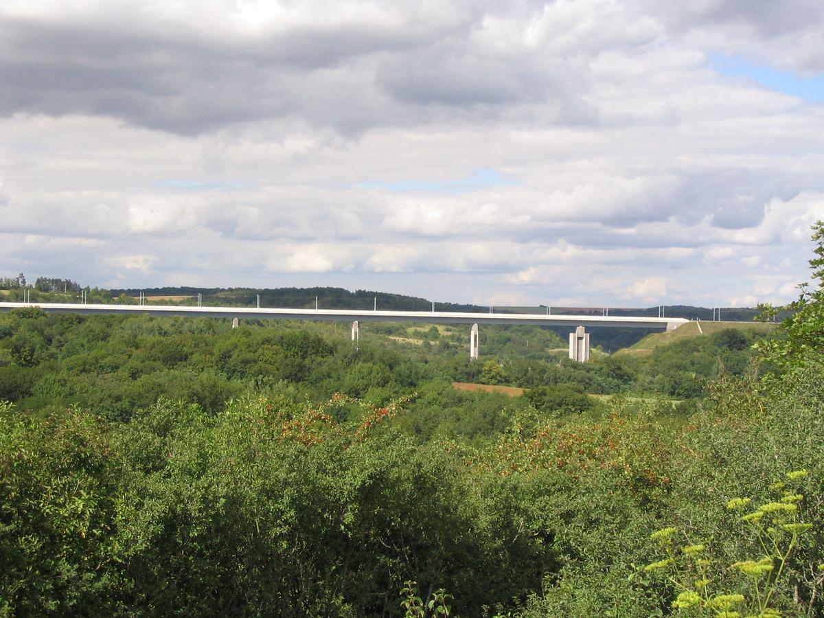 Viaduc de Jaulny - vue d'ensemble côté "sud" - LGV Est 