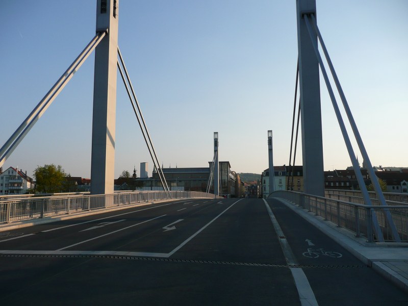 Löwenbrücke Ansicht Fahrbahn von Nord 