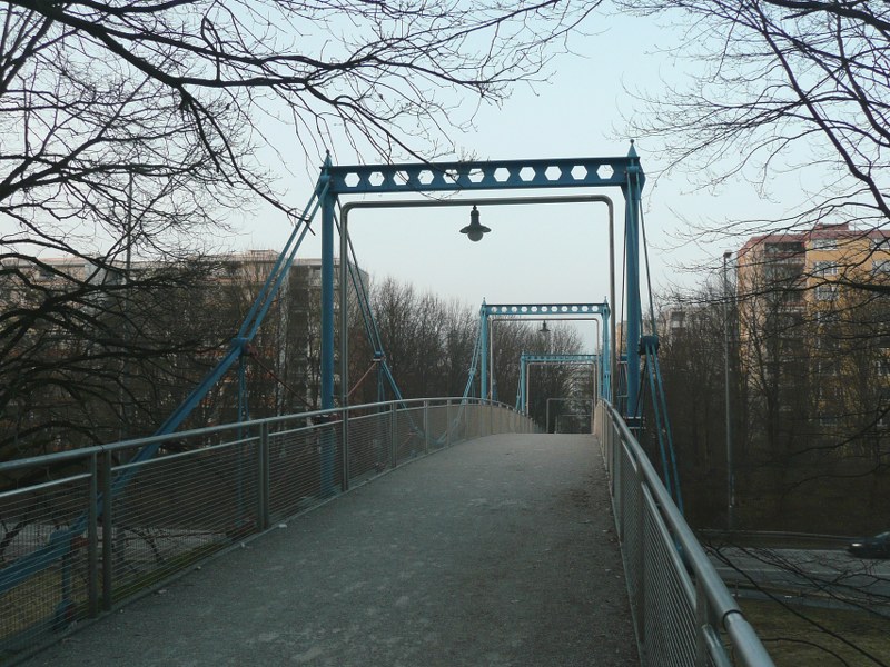 Kettenbrücke Neuperlach Überbau Gehweg 