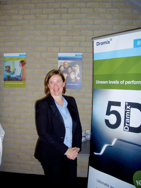 Ann Lambrechts, Leiterin Forschung und Entwicklung für Bauprodukte bei Bekaert, erhielt den European Inventor Award 2011 Ann Lambrechts, Leiterin Forschung und Entwicklung für Bauprodukte bei Bekaert, erhielt den European Inventor Award 2011