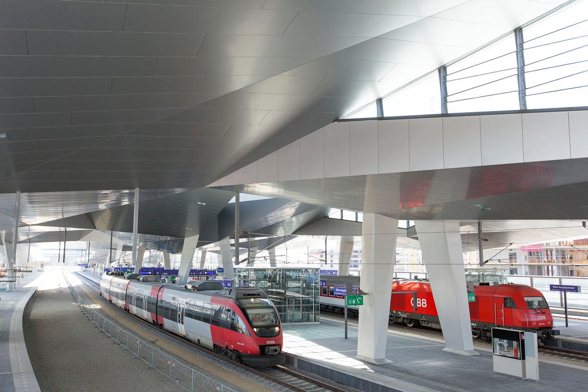 Wien Hauptbahnhof, Rautendach aus Stahl am Wiener Hauptbahnhof: Unger startet in die finale Bauphase 