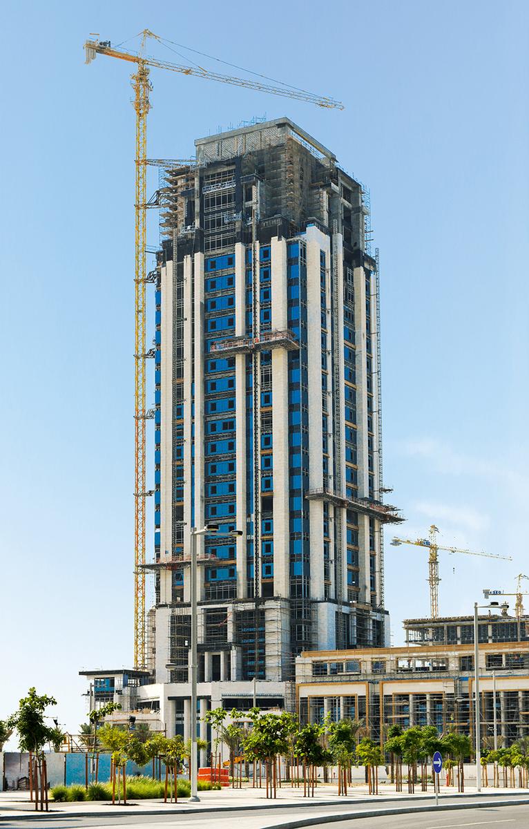 The Marina COM-05 Tower will accommodate offices in the 25 upper floors. 