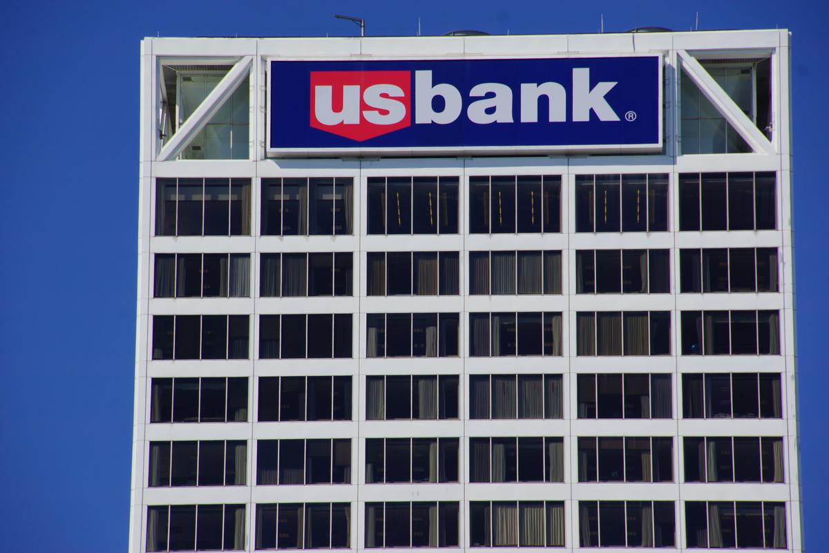 US Bank Center 