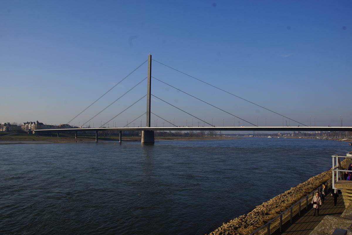 Oberkasseler Brücke (DüsseldorfAltstadt/Düsseldorf