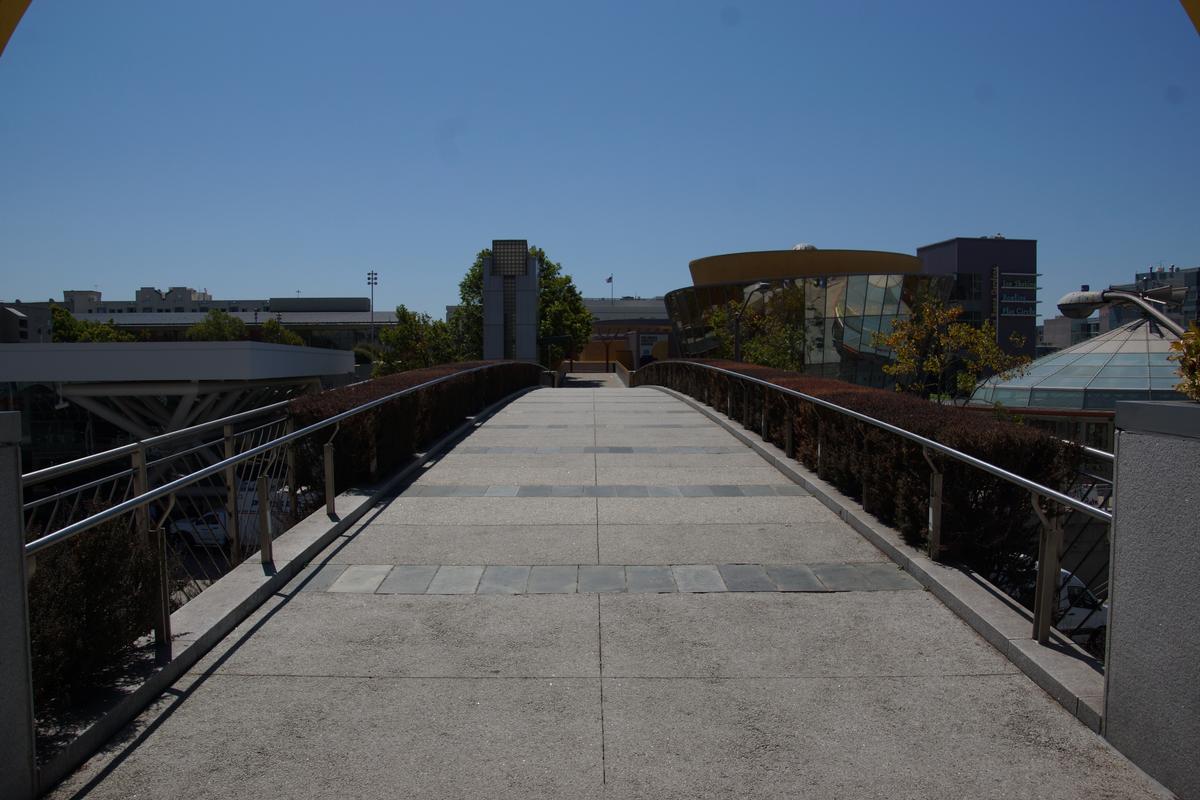 Yerba Buena Center Footbridge 