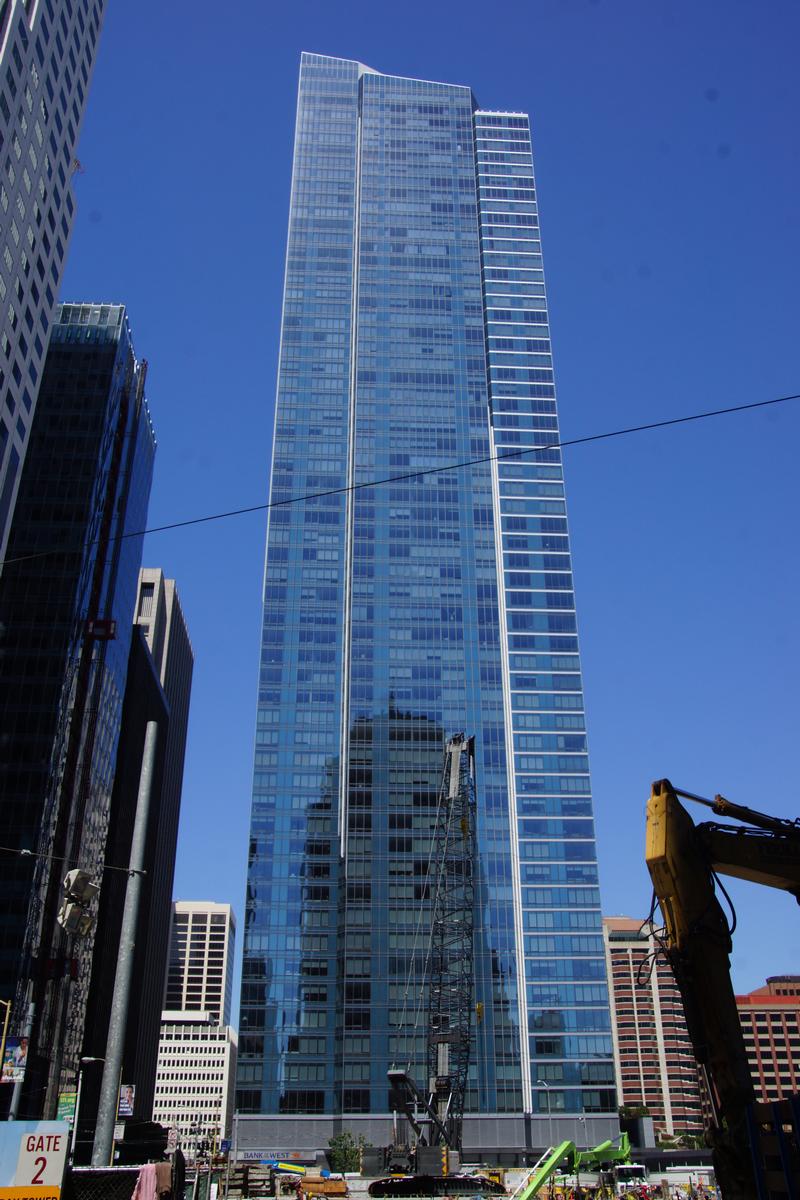 millennium tower chicago