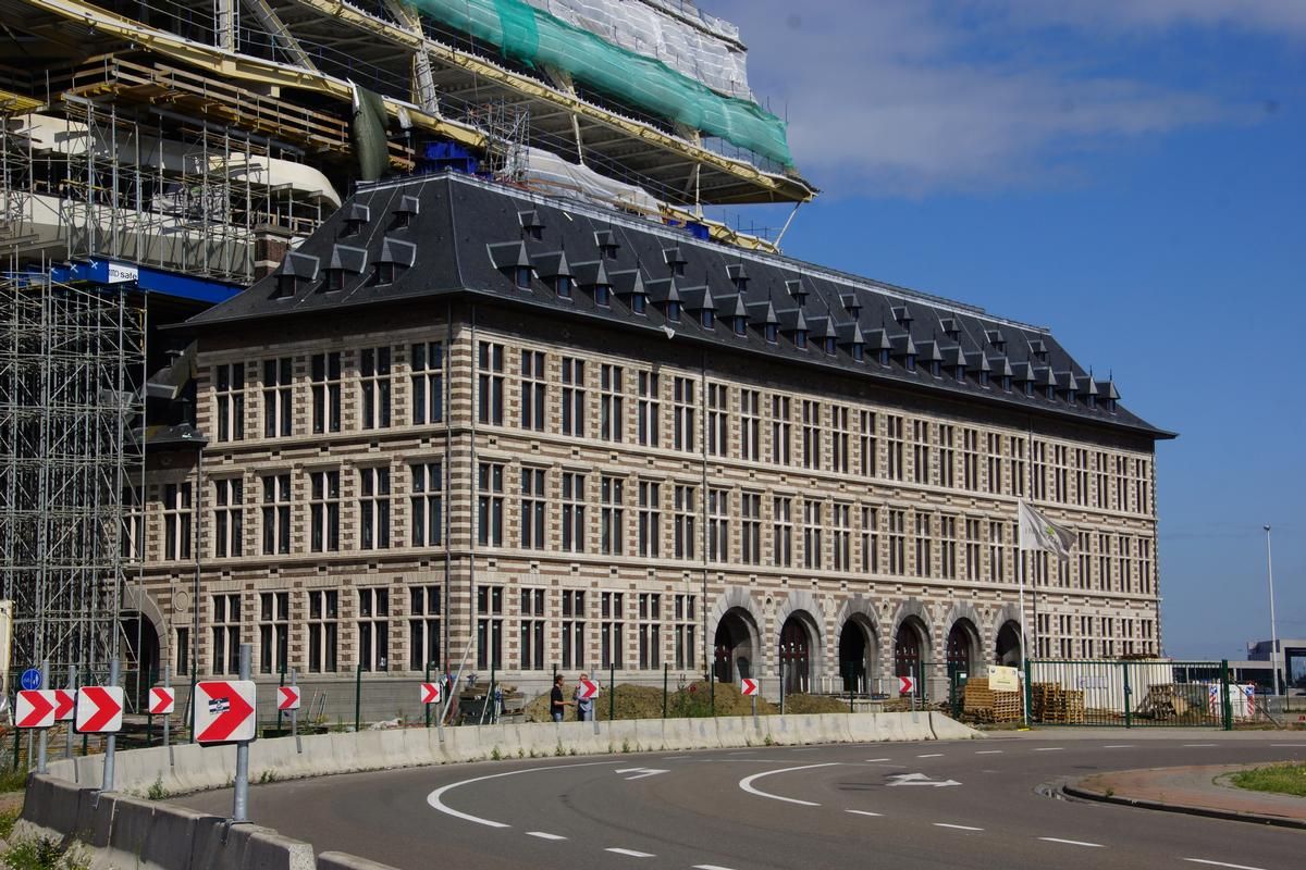 Antwerp Port Authority Building 