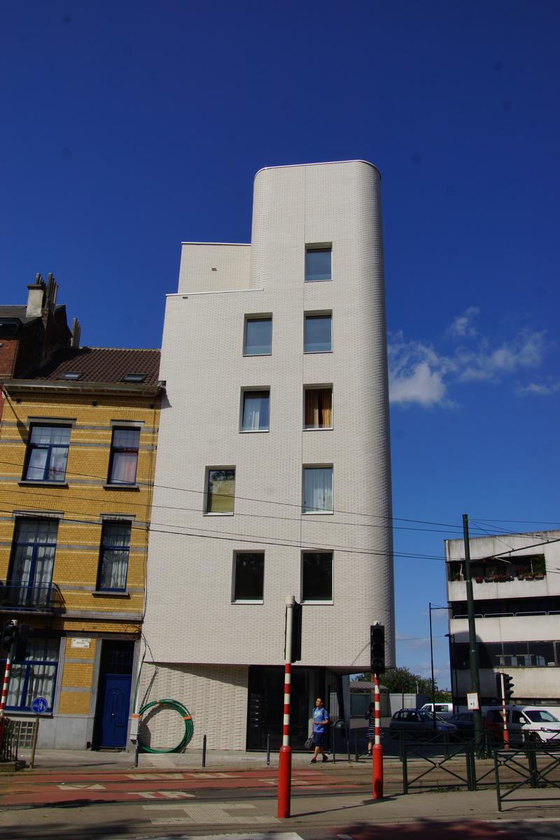 Social Housing at 158 rue Portaels 