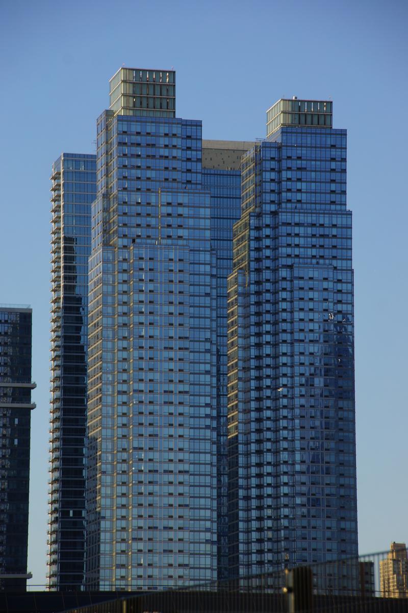 Silver Towers at River Place 