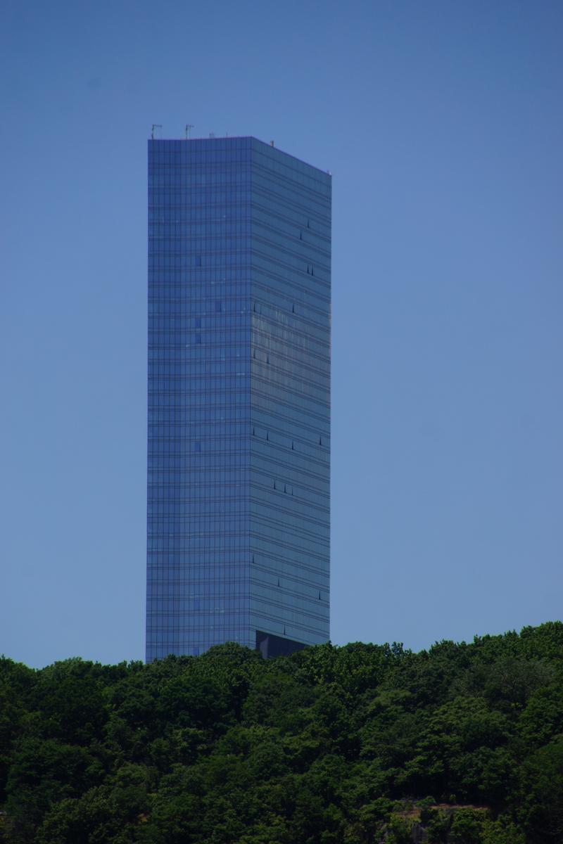 The Modern Residential Tower I 