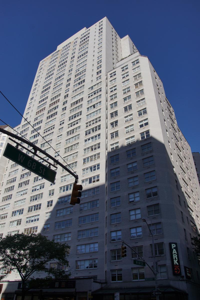 Dorchester Towers Condominiums 