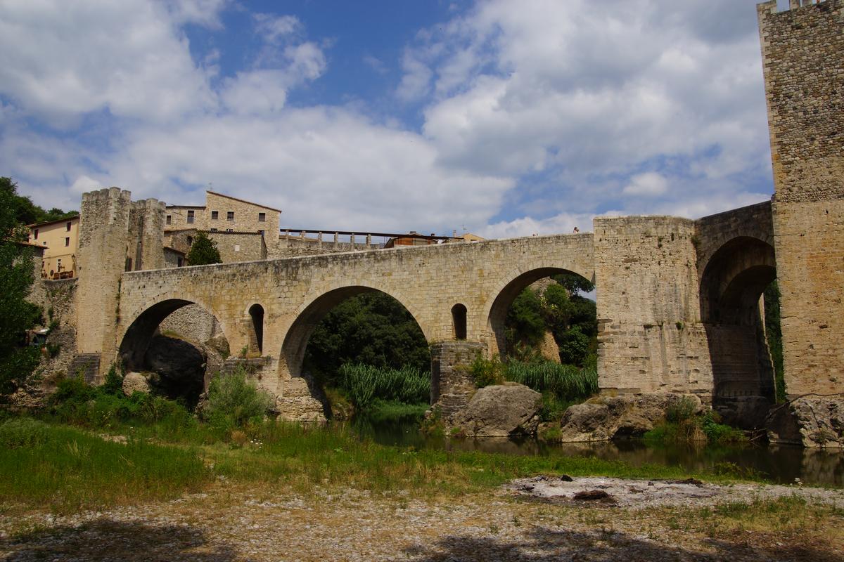 Romanische Brücke von Besalú 