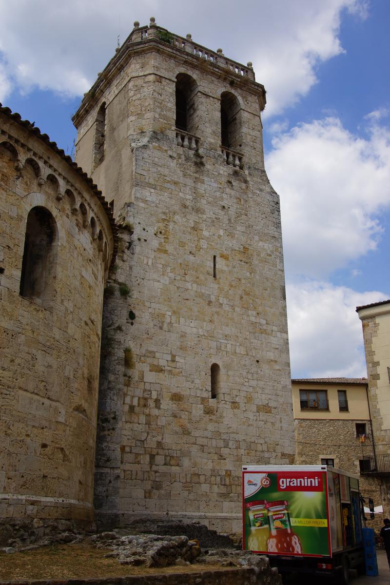 Sant Pere de Besalú 