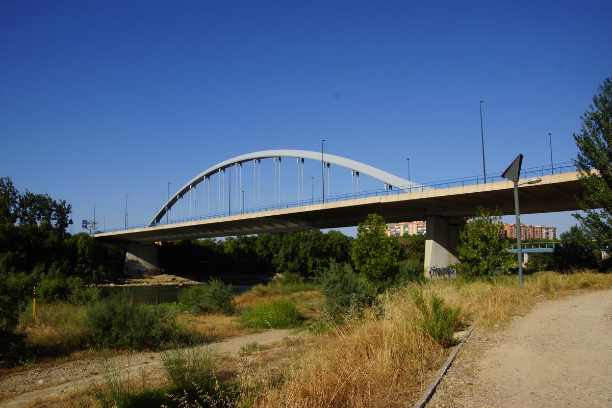 Manuel-Giménez-Abad-Brücke 