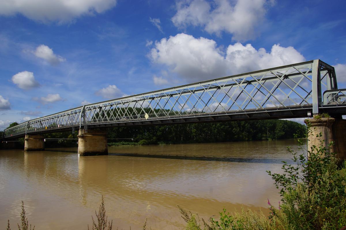 Langoiran Bridge 