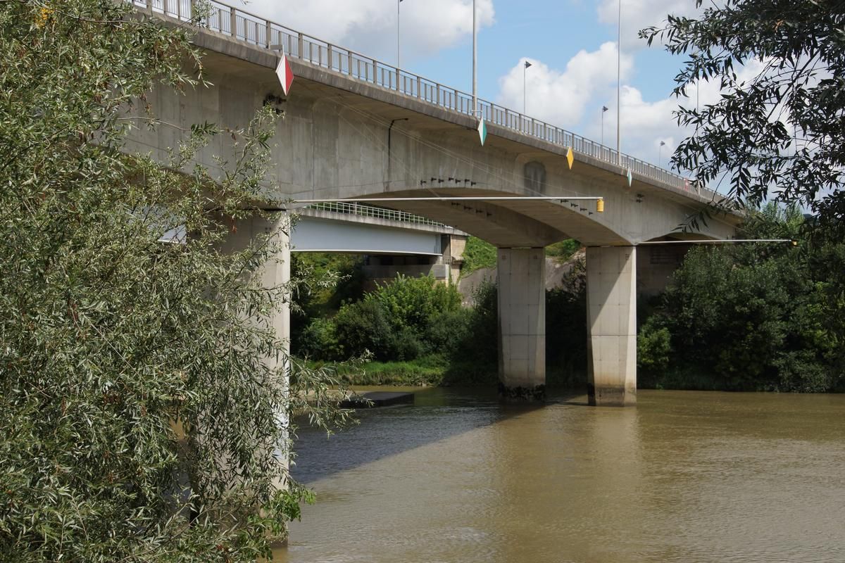 Langon Road Bridge (Langon/Saint-Macaire) | Structurae