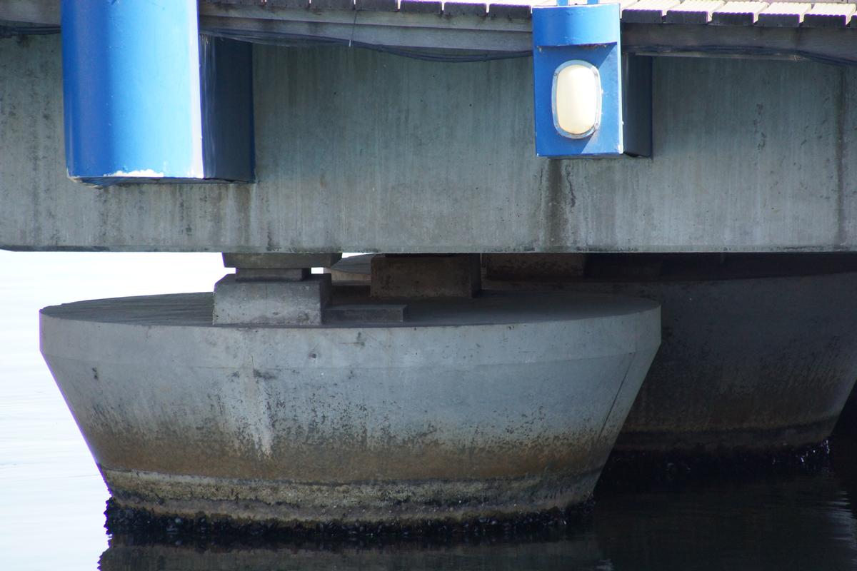 Elastomeric bearings for bridges Structurae