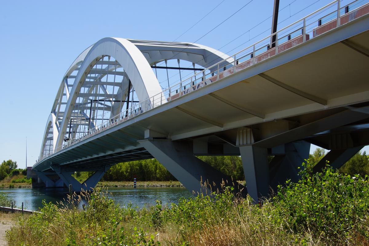 Garde-Adhémar-Viadukt 