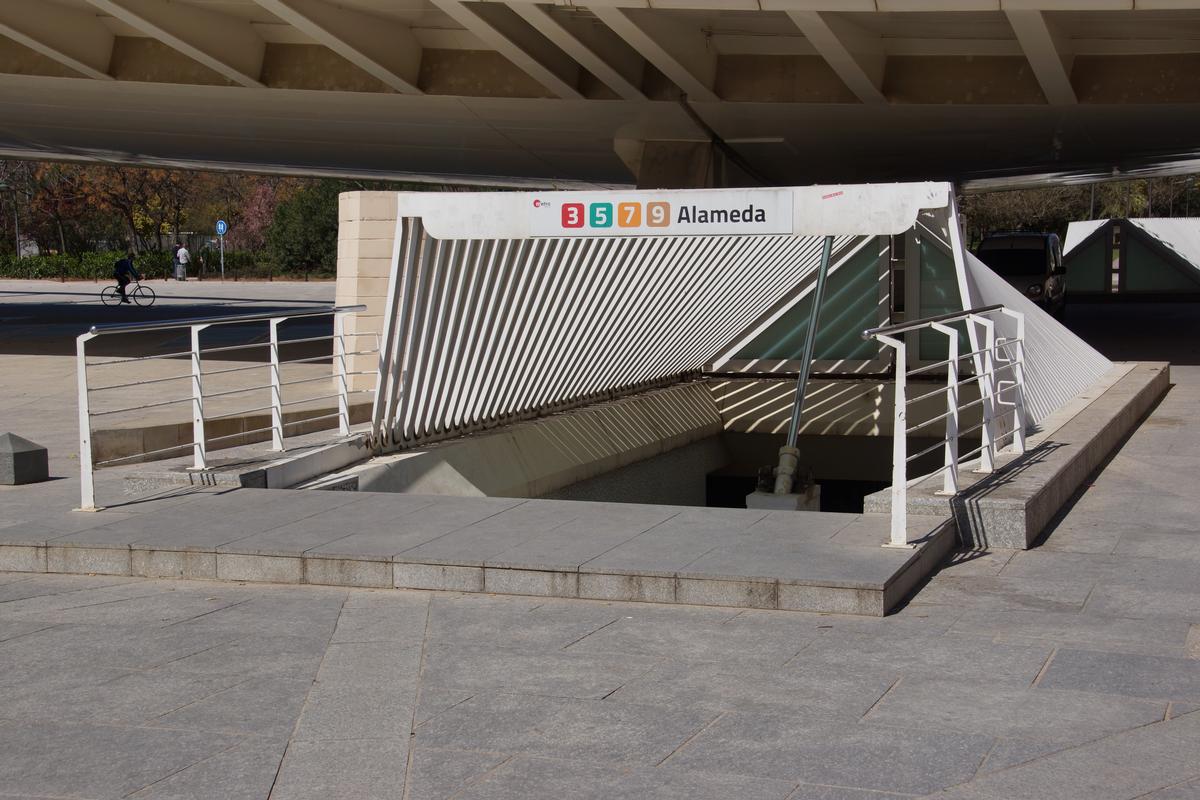 Metrobahnhof Alameda 