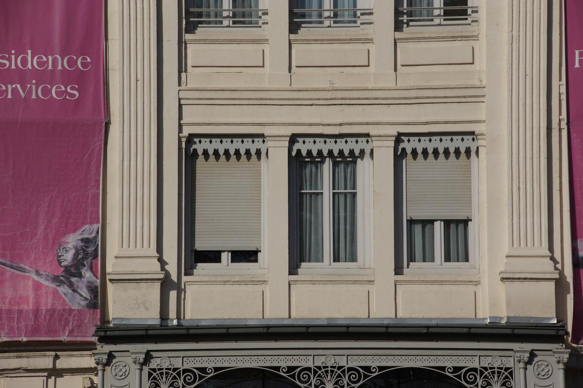 Grand Hôtel des Bains de Besançon (Besançon, 1893) Structurae