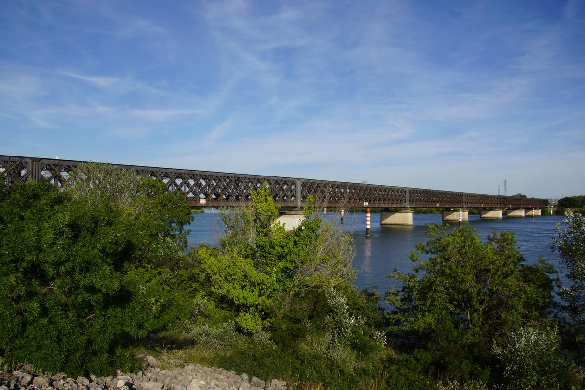 Avignon Rail Bridge 