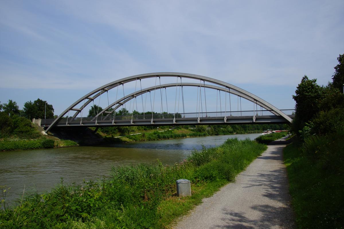 Brücke Pasteurallee 