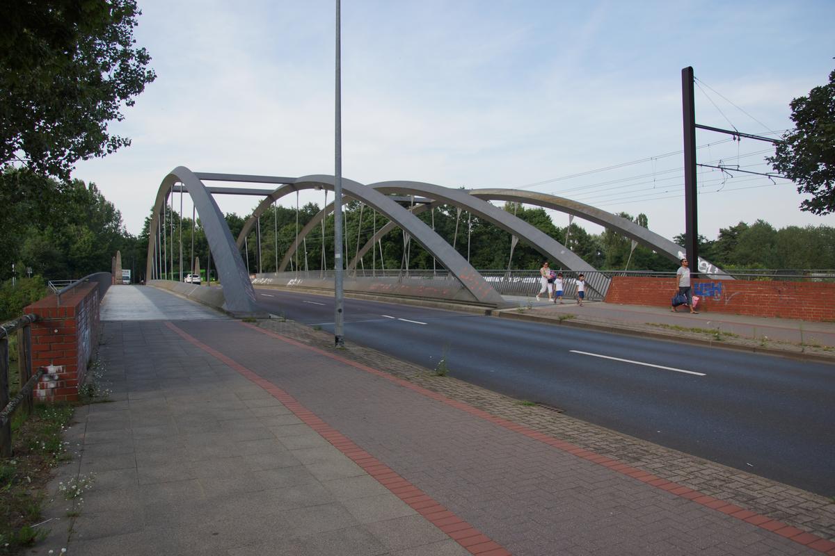 Grosser Kolonnenweg Bridge 