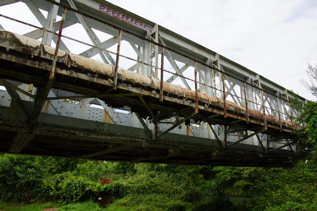 Pau Railroad Bridge 