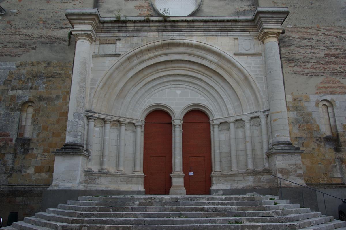 Lescar Cathedral 