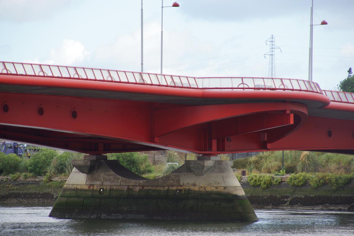 Pont Henry Grenet (Bayonne, 1993) | Structurae