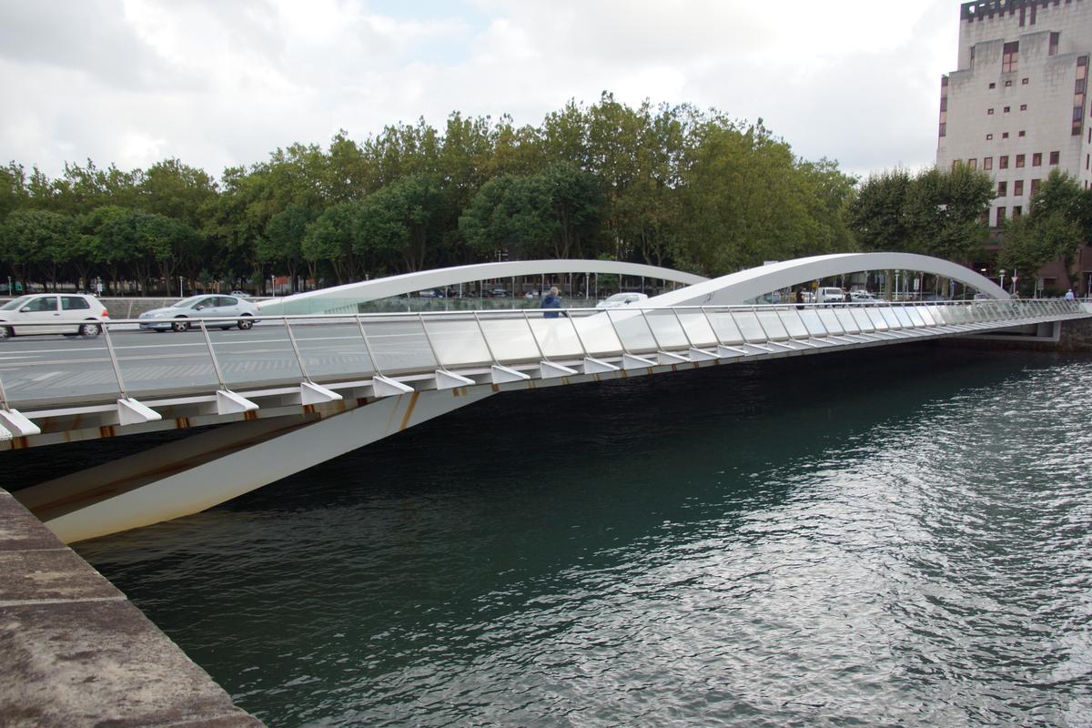 José Antonio Aguirre-Brücke 