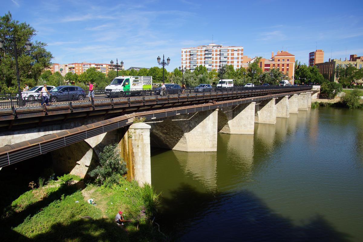 Puente Mayor de Valladolid 