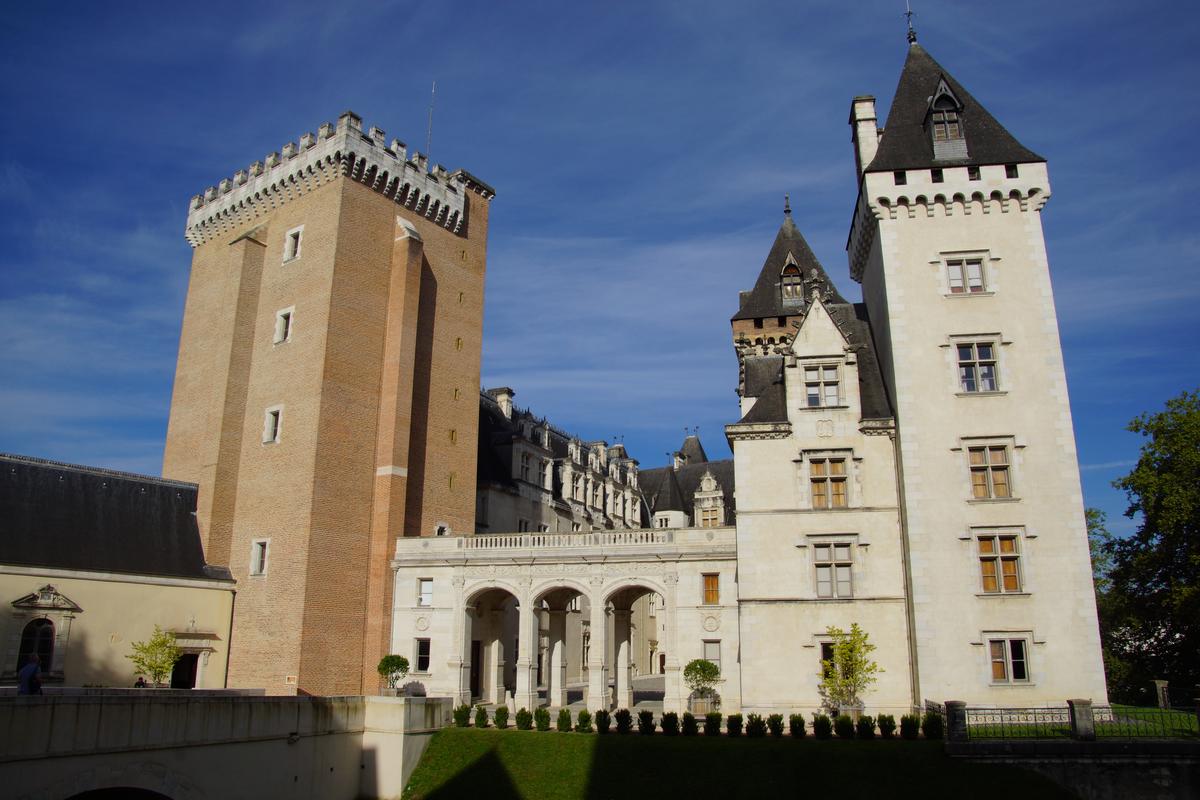 Henri IV Castle 