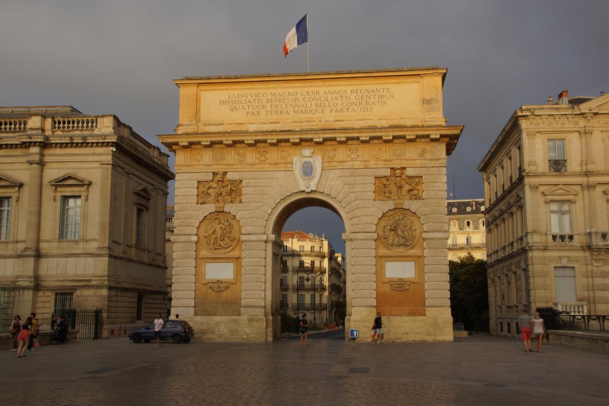 Porte du Peyrou 