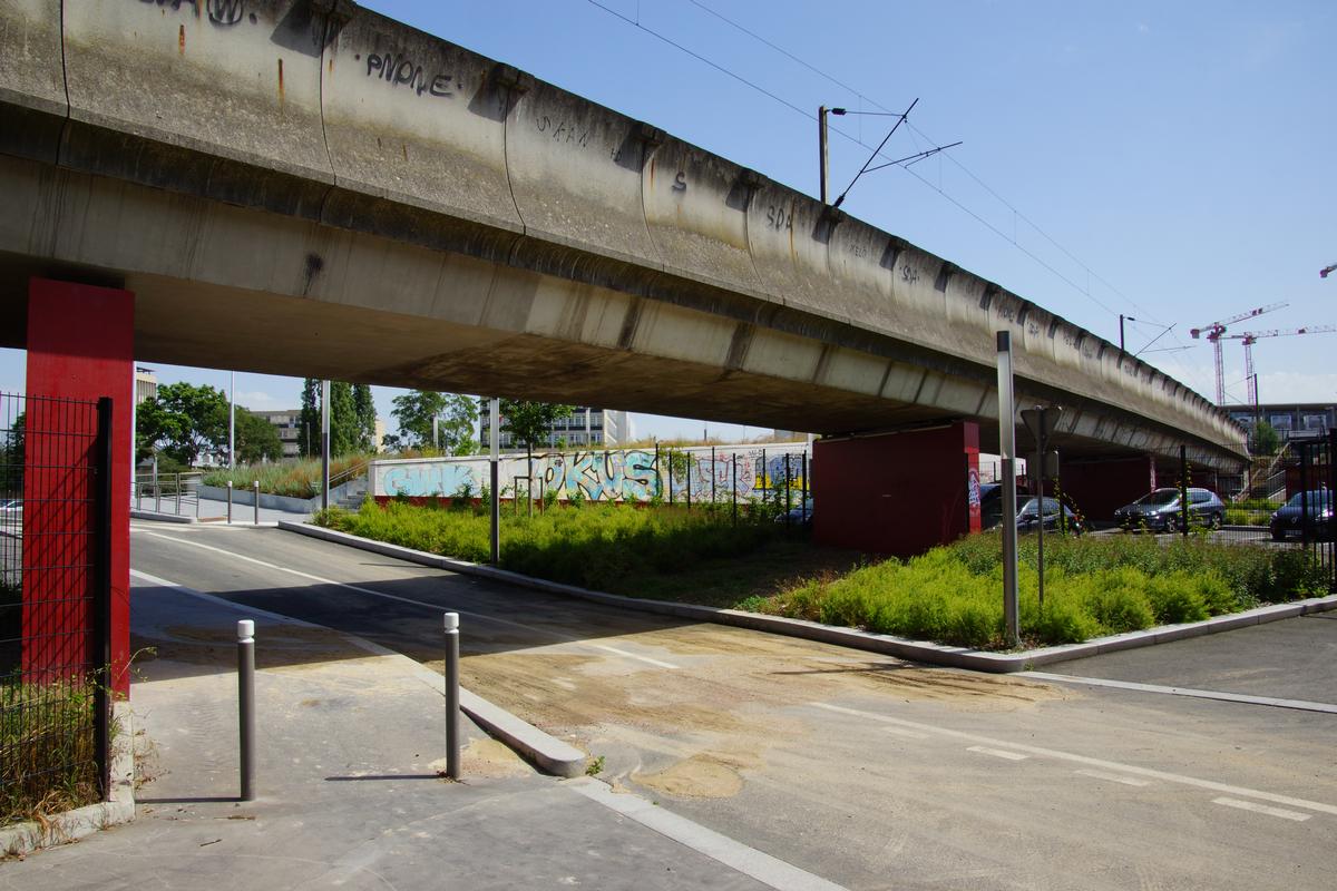 RER A and Transilien L Railroad Overpasses along the Rue Anatole France west of the station Nanterre-Université