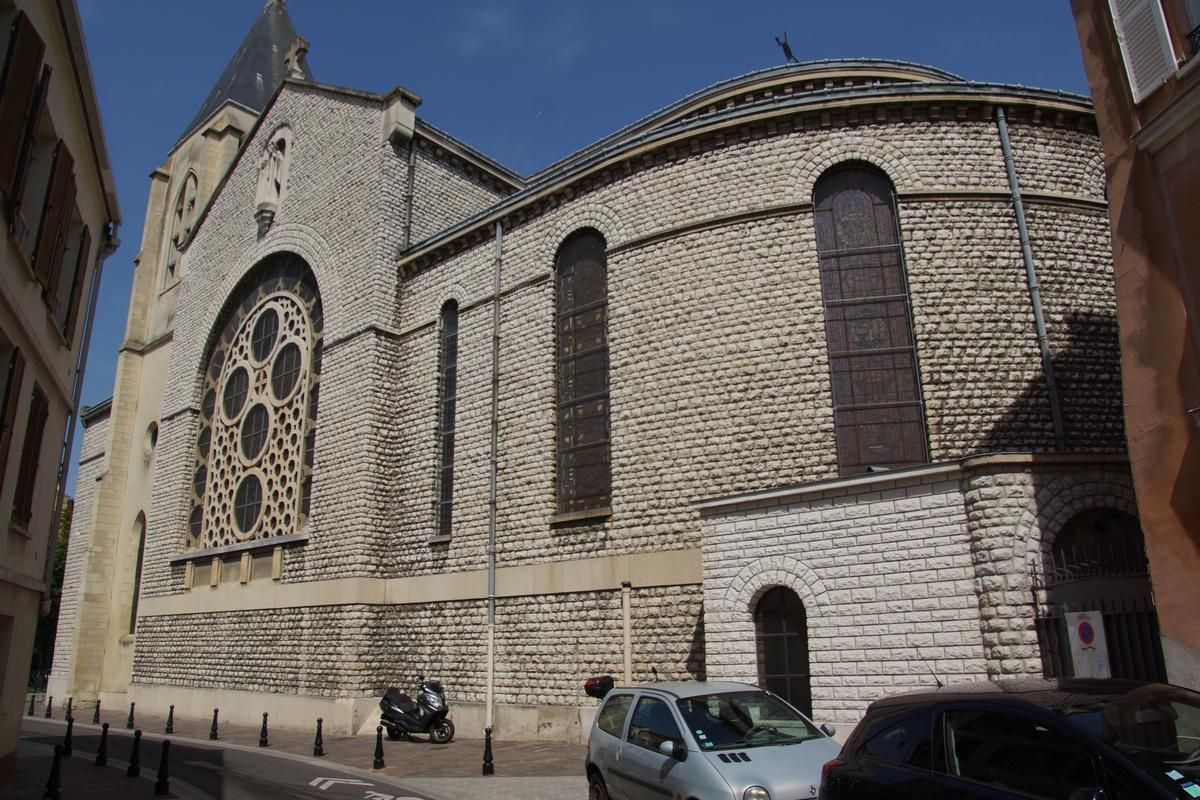Cathédrale Sainte-Geneviève-et-Saint-Maurice 